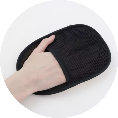 glove-min